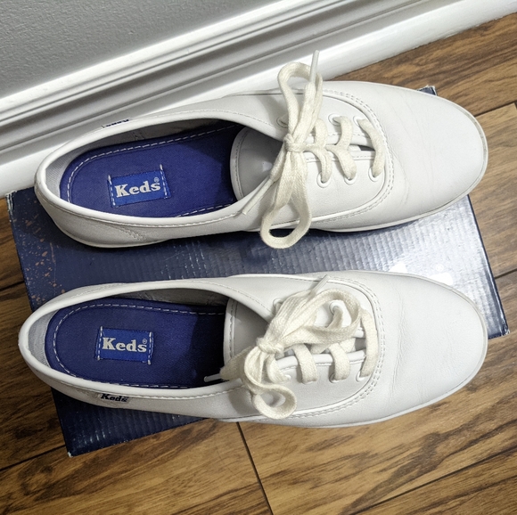 Leather white keds size 6 - Picture 2 of 4